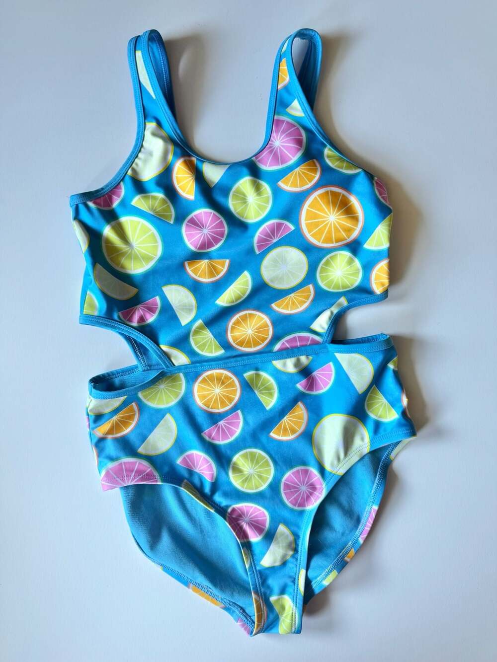 DSG Girls Cutout One-Piece Swimsuit Citrus Print Size L